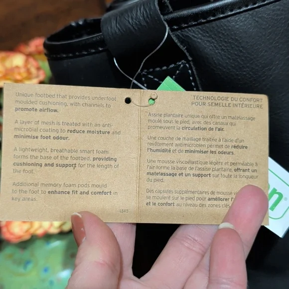 NWT Dr. Martens Black Leather Boots with Gold Stitching - Picture 4 of 10